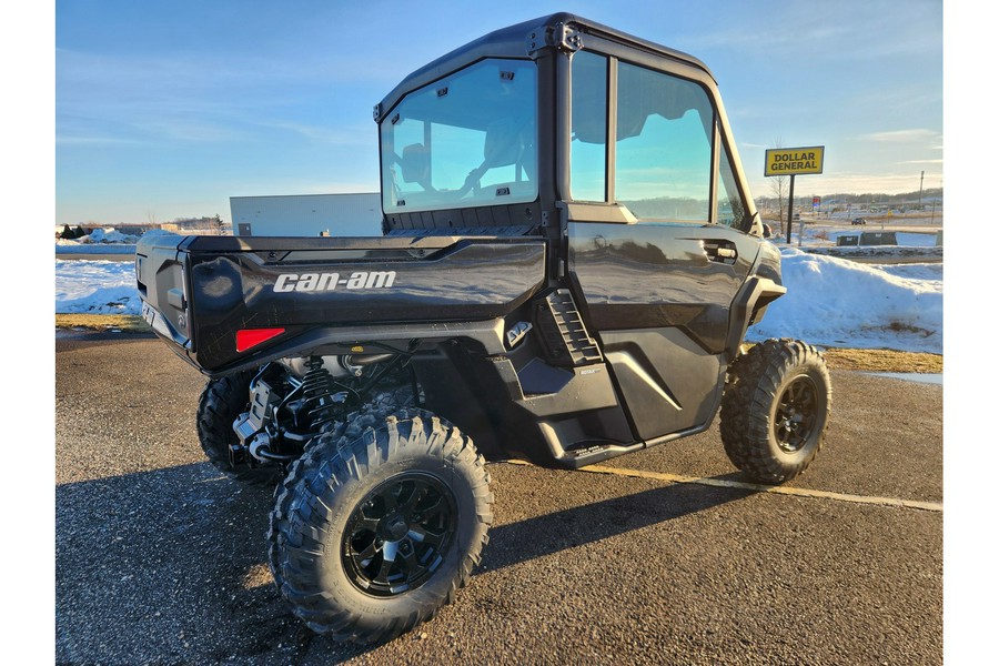 2026 Can-Am SSV DEF XTCAB 65 HD11 BK 26 XT CAB HD11