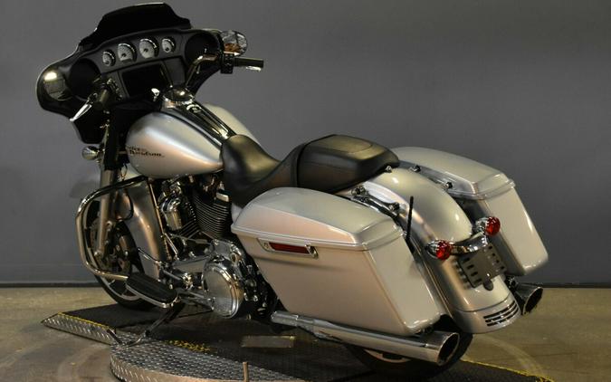 2020 Harley-Davidson Street Glide