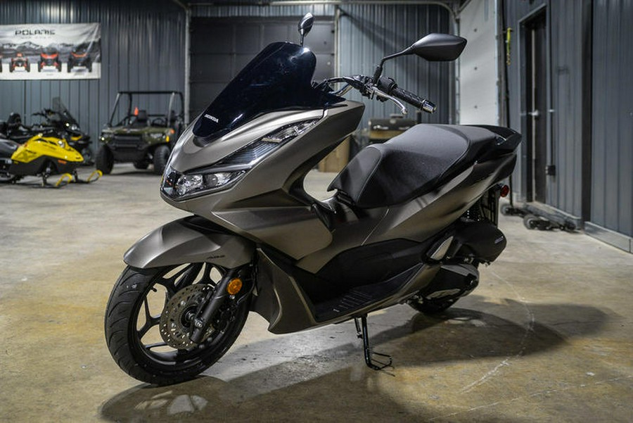 2024 Honda® PCX