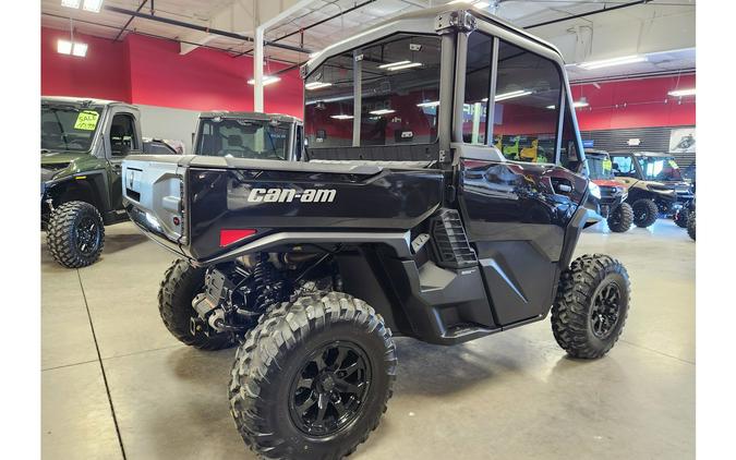 2026 Can-Am SSV DEF XTCAB 65 HD11 BK HB 26 XT CAB HD11