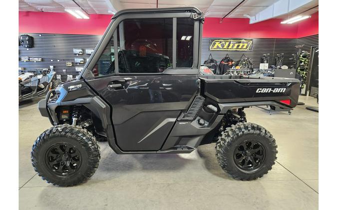 2026 Can-Am SSV DEF XTCAB 65 HD11 BK HB 26 XT CAB HD11