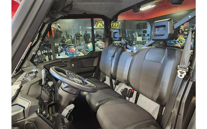 2026 Can-Am SSV DEF XTCAB 65 HD11 BK HB 26 XT CAB HD11