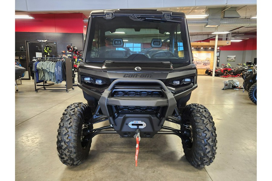 2026 Can-Am SSV DEF XTCAB 65 HD11 BK HB 26 XT CAB HD11