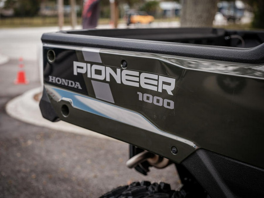 2023 Honda® Pioneer 1000-6 Deluxe Crew