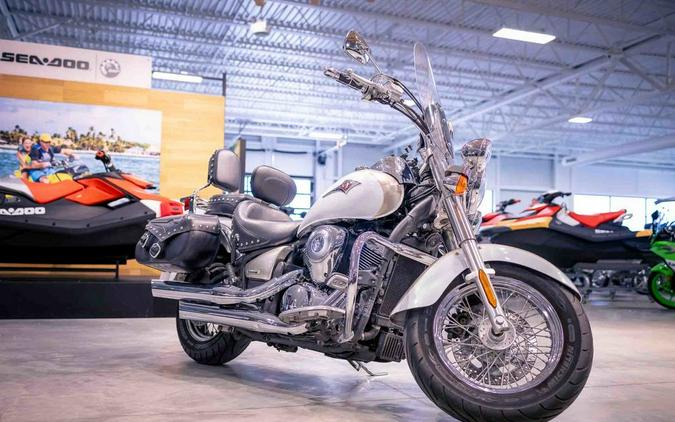 2009 Kawasaki Vulcan® 900 Classic LT