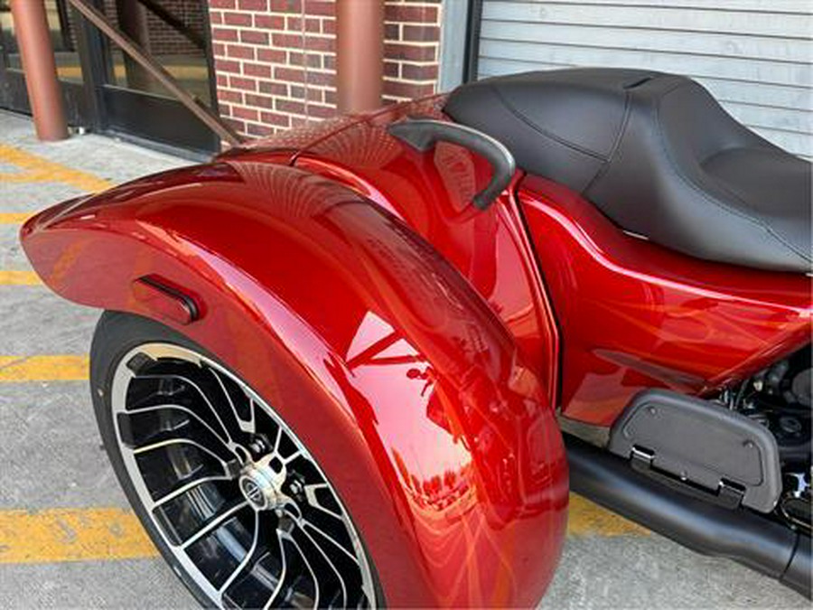 2025 Harley-Davidson Road Glide® 3