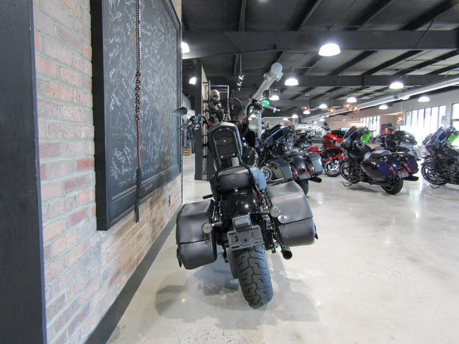 2016 Harley-Davidson® FXDB - Dyna® Street Bob®