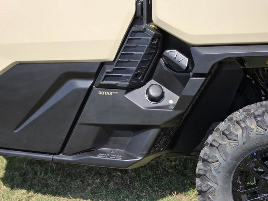 2026 Can-Am® Defender Limited HD11 Desert Tan & Carbon Black