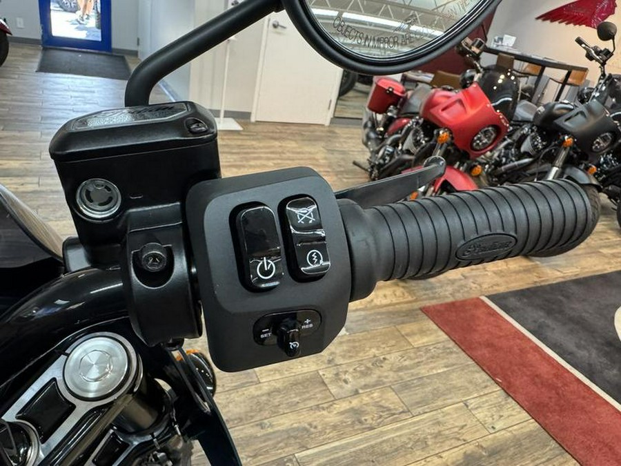 2025 Indian Motorcycle® Sport Chief Cascade Green Metallic