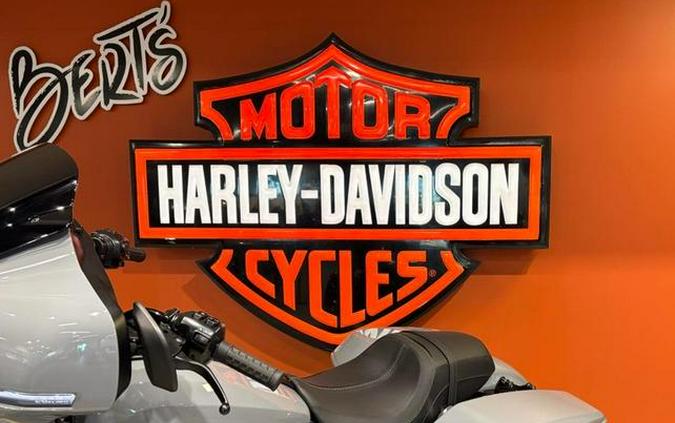 2026 Harley-Davidson® FLHX - Street Glide®