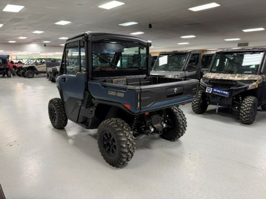 2026 Can-Am Defender XT CAB HD11