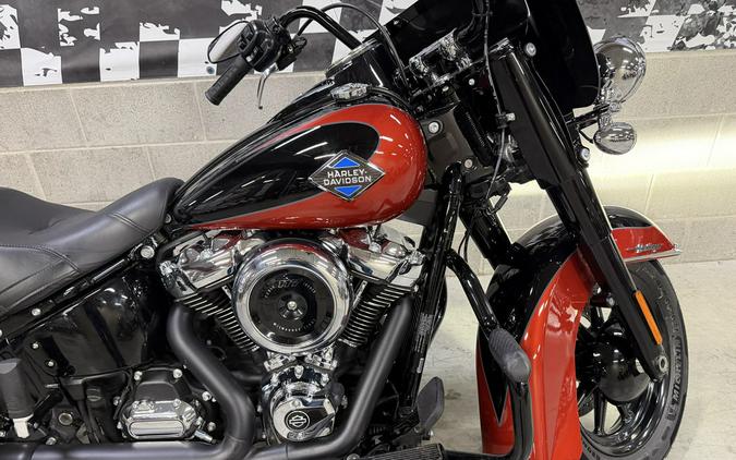 2025 Harley-Davidson® FLHC - Heritage Classic