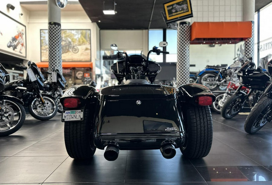 2023 Harley-Davidson® FLTRT - Road Glide® 3