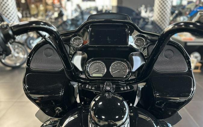 2023 Harley-Davidson® FLTRT - Road Glide® 3