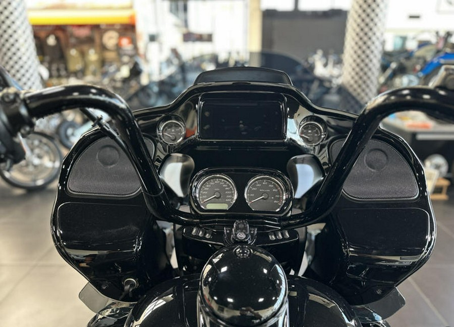 2023 Harley-Davidson® FLTRT - Road Glide® 3