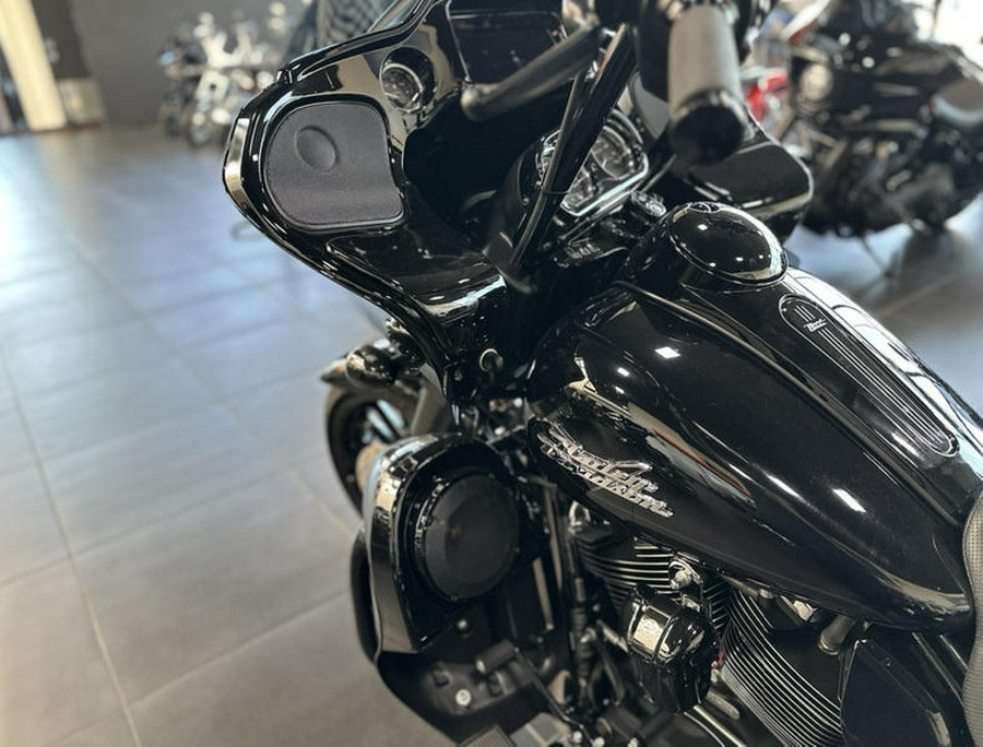 2023 Harley-Davidson® FLTRT - Road Glide® 3