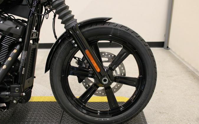 2024 FXBBS Street Bob® 114 Vivid Black