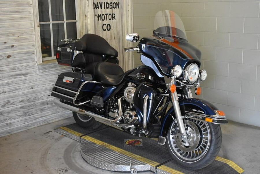 2012 Harley-Davidson® FLHTCU - Electra Glide® Ultra Classic