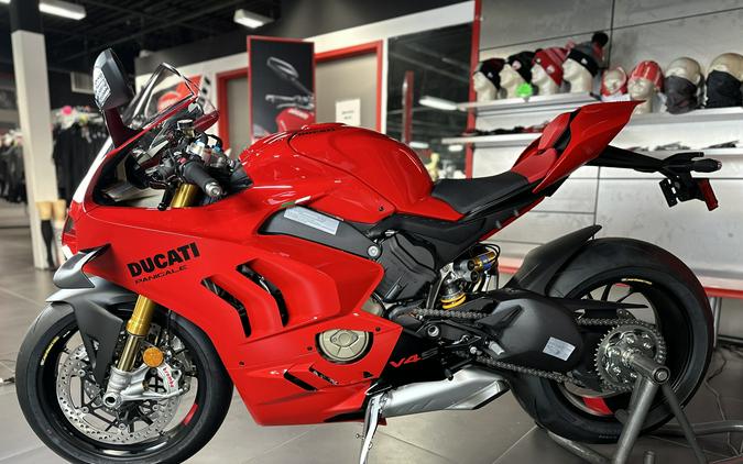 2024 Ducati PANIGALE V4 S