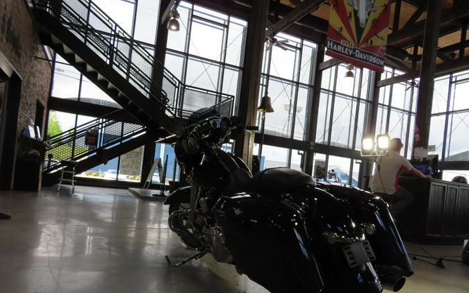 2021 Harley-Davidson® Street Glide® Special FLHXS