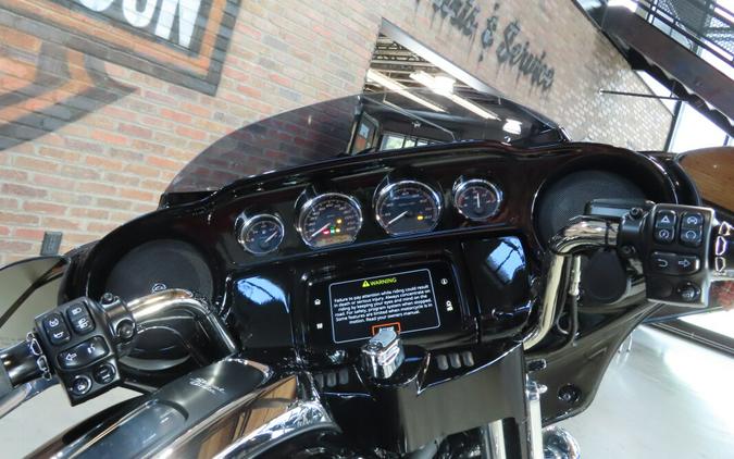 2021 Harley-Davidson® Street Glide® Special FLHXS