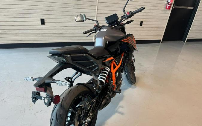 2026 KTM 390 Duke