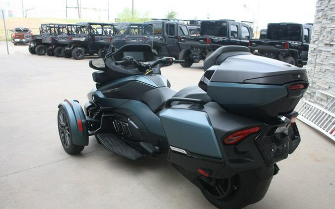 2027 Can-Am 000G1VC00