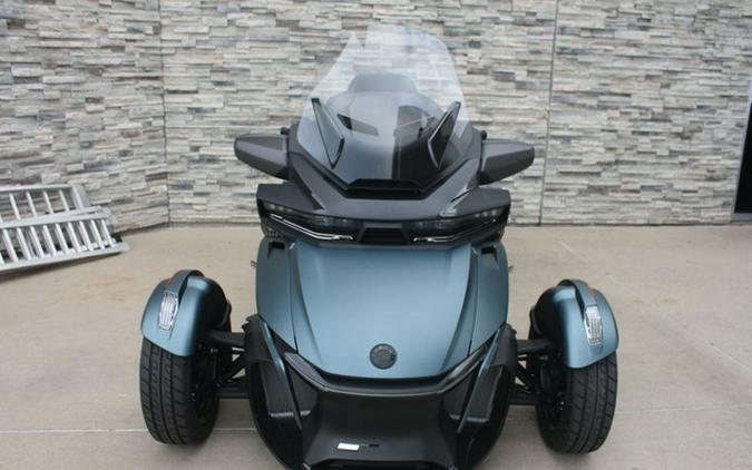 2027 Can-Am 000G1VC00