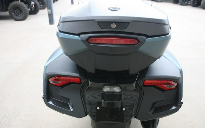 2027 Can-Am 000G1VC00