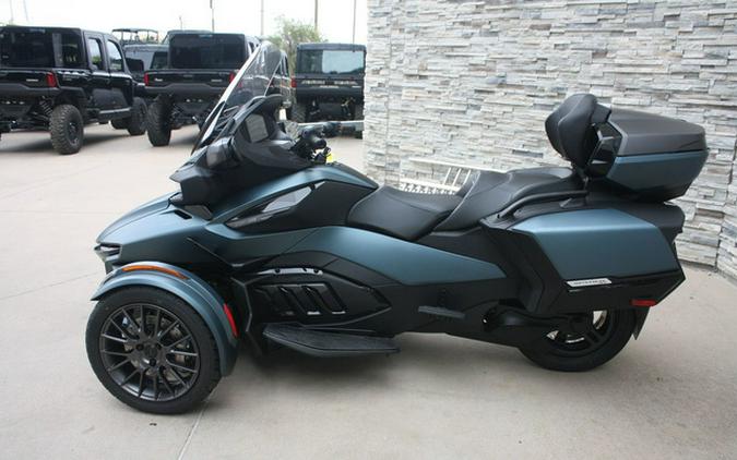2027 Can-Am 000G1VC00