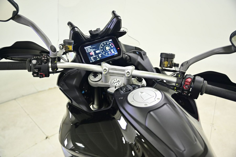 2025 Ducati Multistrada V4 S Travel & Radar