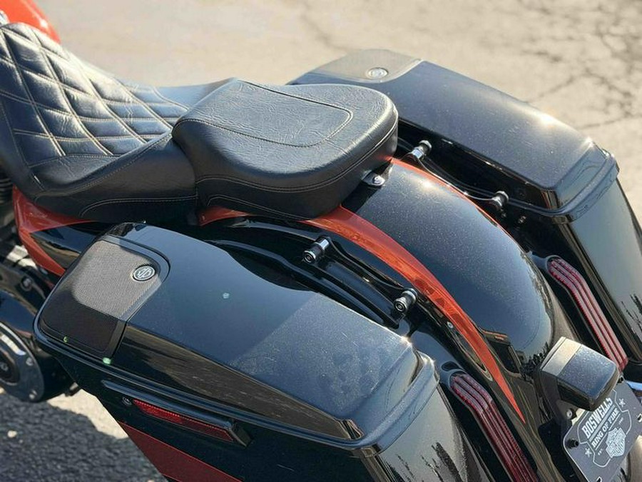 2017 Harley-Davidson® FLHXSE - CVO™ Street Glide®