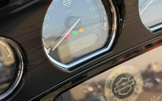 2017 Harley-Davidson® FLHXSE - CVO™ Street Glide®