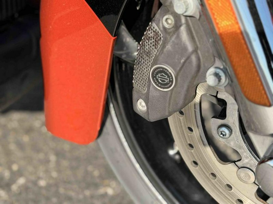 2017 Harley-Davidson® FLHXSE - CVO™ Street Glide®