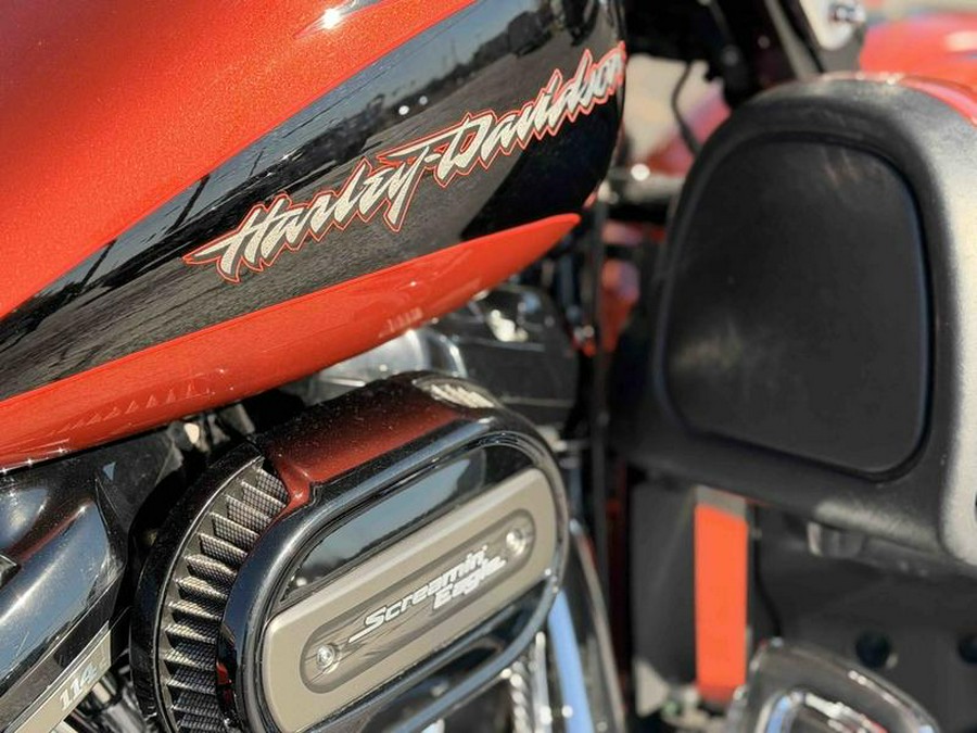 2017 Harley-Davidson® FLHXSE - CVO™ Street Glide®