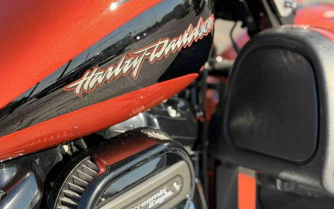 2017 Harley-Davidson® FLHXSE - CVO™ Street Glide®