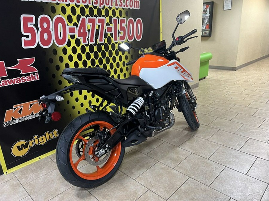 2024 KTM Duke 250