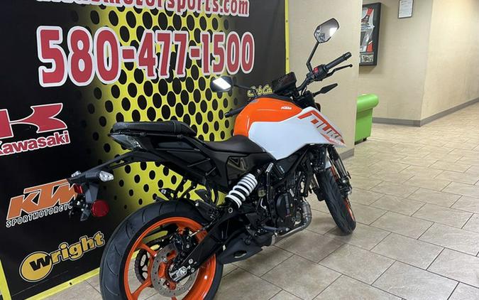 2024 KTM Duke 250