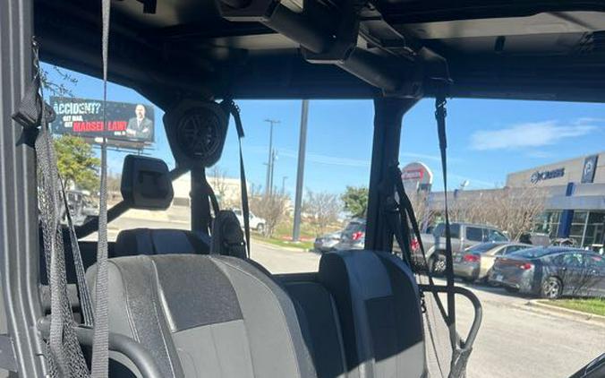 2026 Can-Am Defender MAX XT HD11