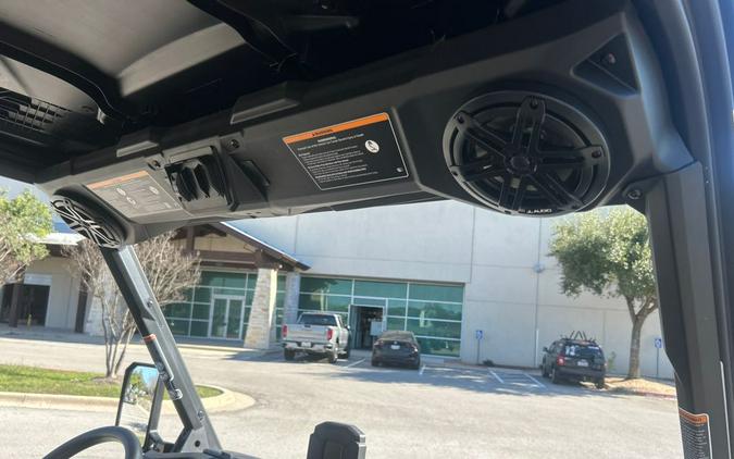 2026 Can-Am Defender MAX XT HD11