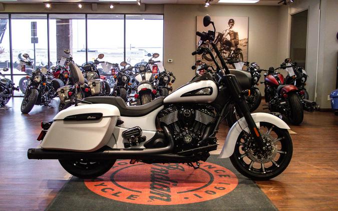 2026 Indian Motorcycle® Springfield ® Dark Horse® Ghost White Metallic Smoke
