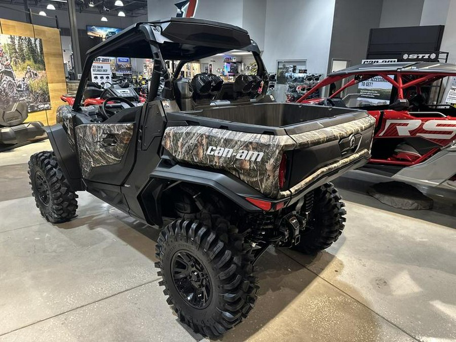 2026 Can-Am® Commander X mr 1000R Dark Wildland Camo