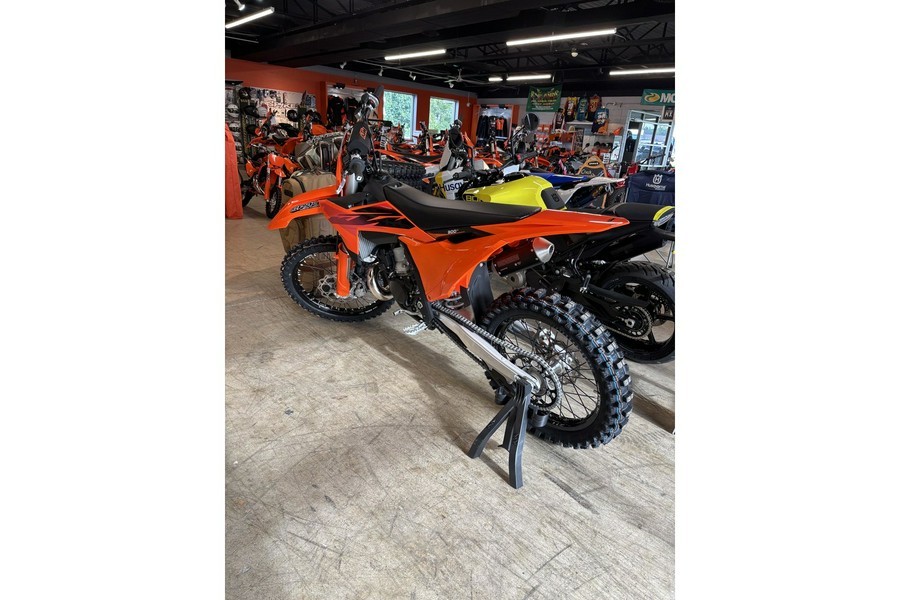 2027 300 SX - KTM