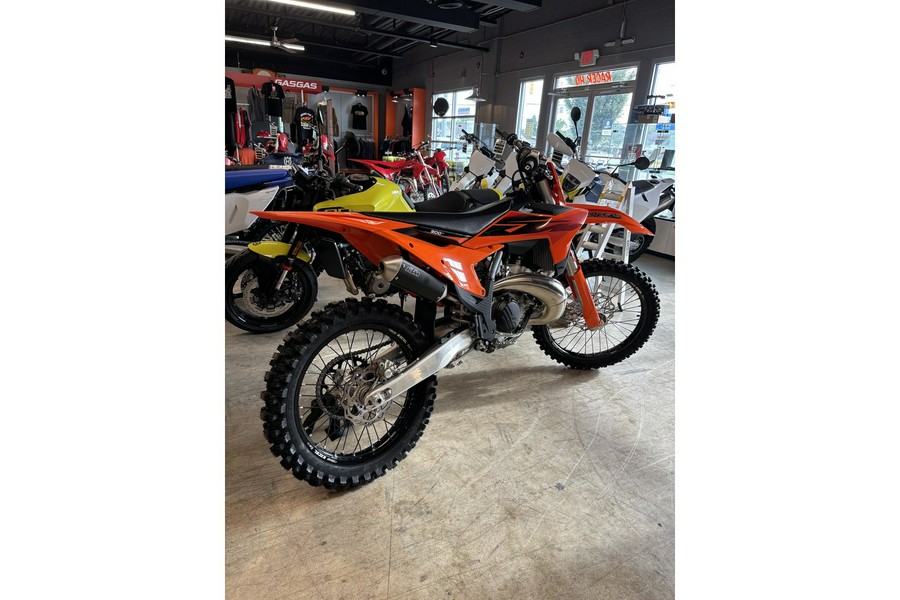 2027 300 SX - KTM