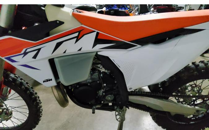 2023 KTM 300 XC