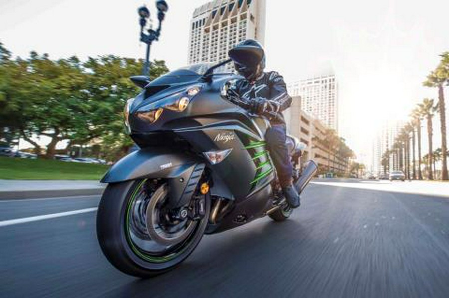 2015 Kawasaki Ninja® ZX™-14R ABS