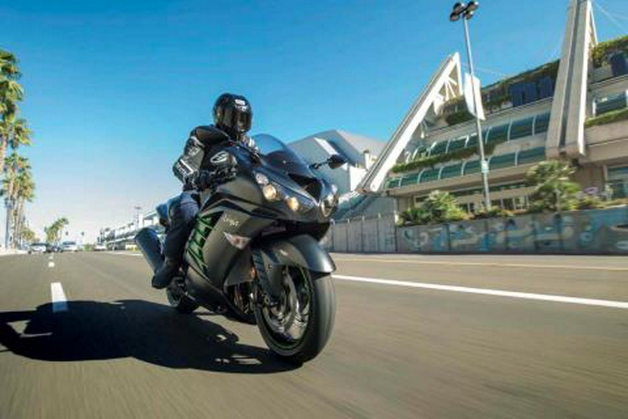 2015 Kawasaki Ninja® ZX™-14R ABS