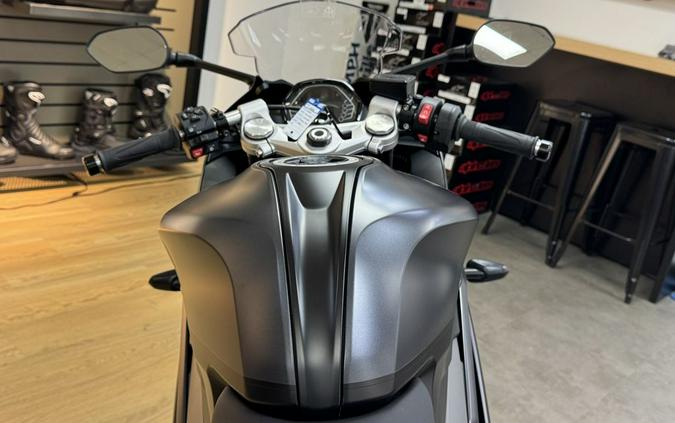 2025 Triumph Daytona 660 Satin Granite/Satin Black