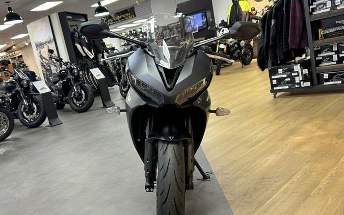 2025 Triumph Daytona 660 Satin Granite/Satin Black