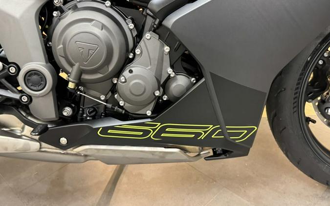 2025 Triumph Daytona 660 Satin Granite/Satin Black